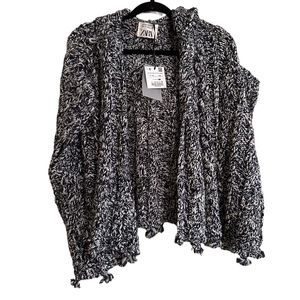 Zara Juniors(11-12) Navy and White Knit Short Sleeve Cardigan